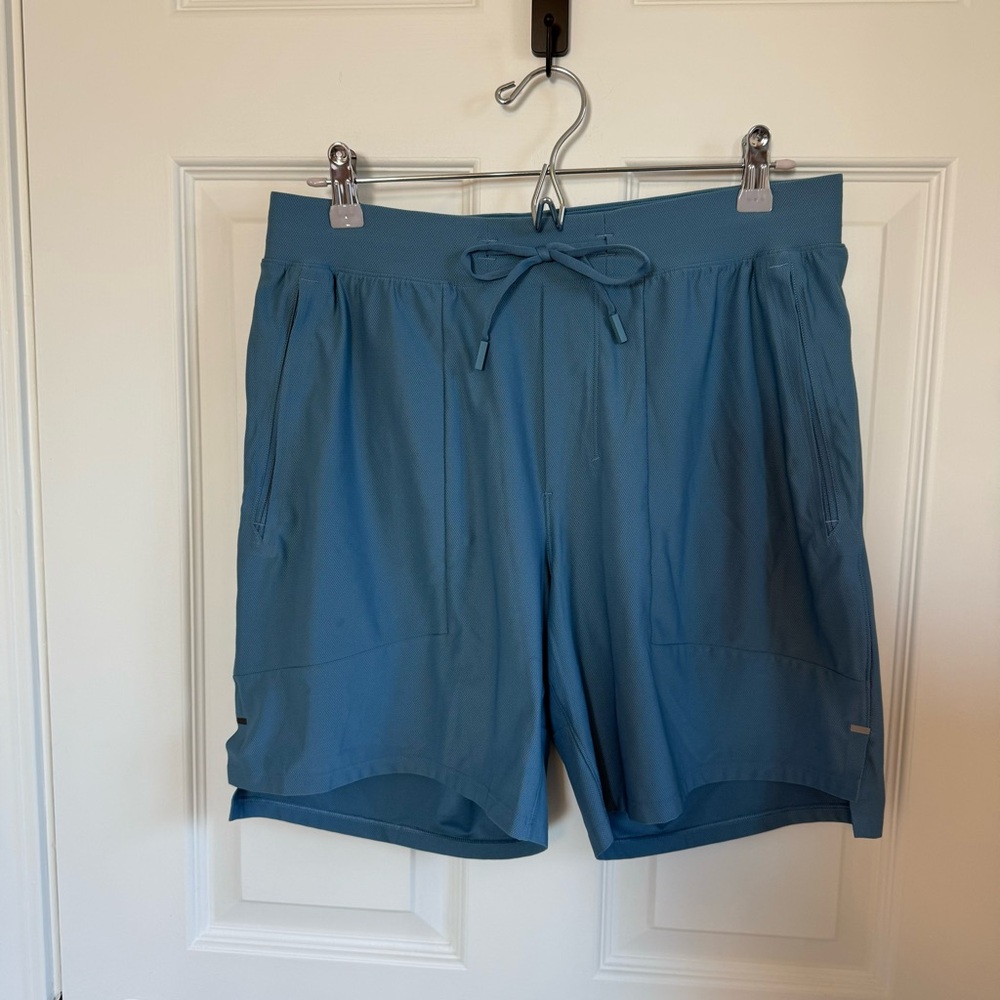 Lululemon License To Train Short 7" LL, M - Picture 2 of 6